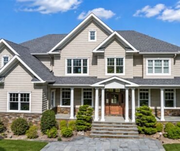 What Should a Buyer Understand Before They Ever Walk Through the Door?